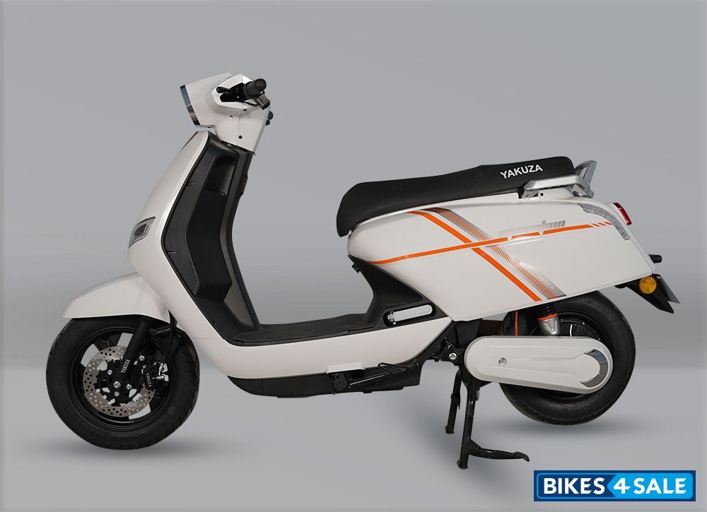 Yakuza Mountain White