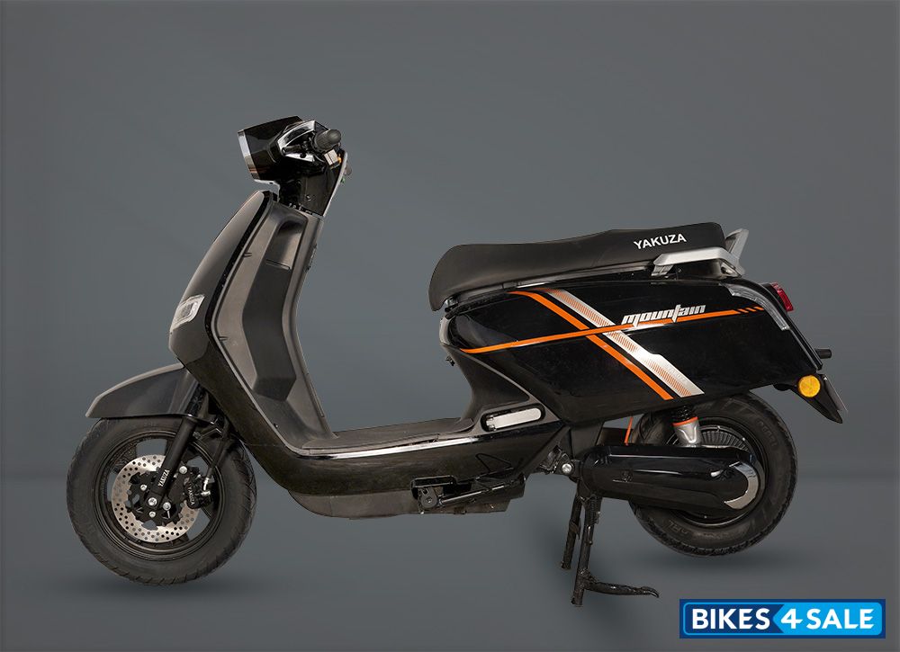 Yakuza Mountain Black