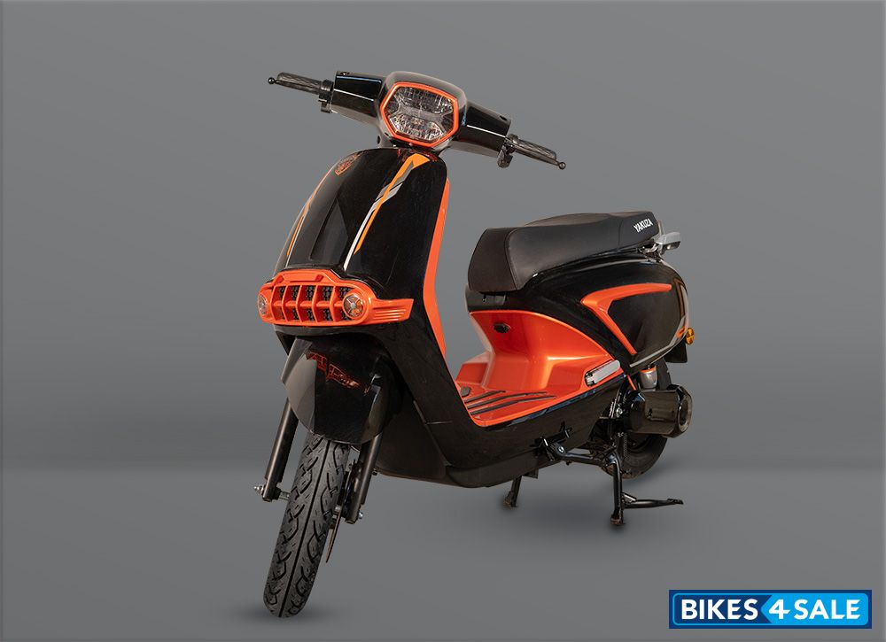 Yakuza Parinda Black