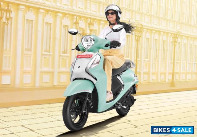 Yamaha Fascino 125 Fi Hybrid 2025