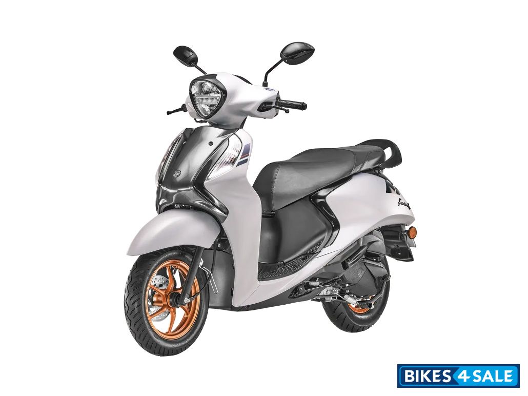 Yamaha Fascino 125 Fi Hybrid 2025