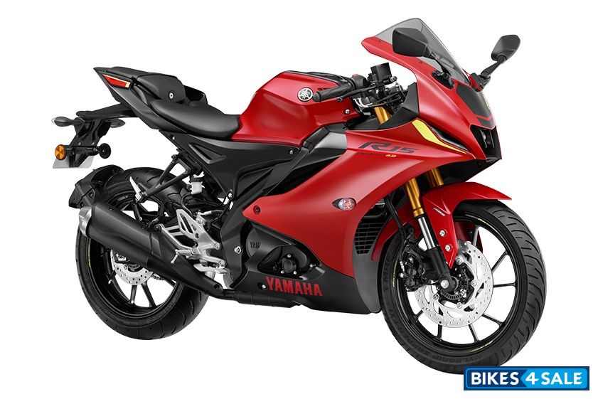 Yamaha R15 V4 METALLIC RED