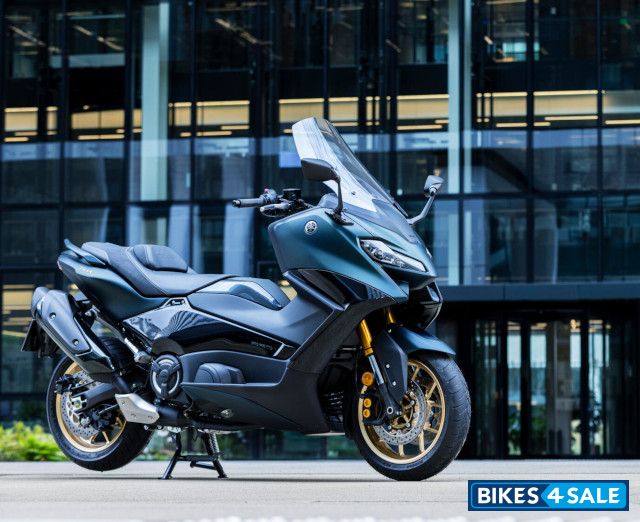 Yamaha TMAX Tech MAX