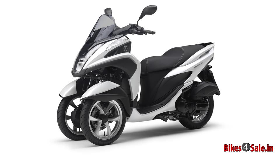 Yamaha Tricity 125 - Picture showing the Competition White colored Yamaha Tricity 125