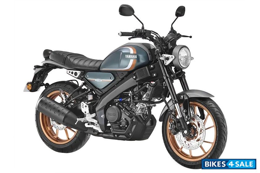 Yamaha XSR155 Greyish Green Metallic