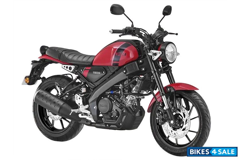 Yamaha XSR155 Vivid Red