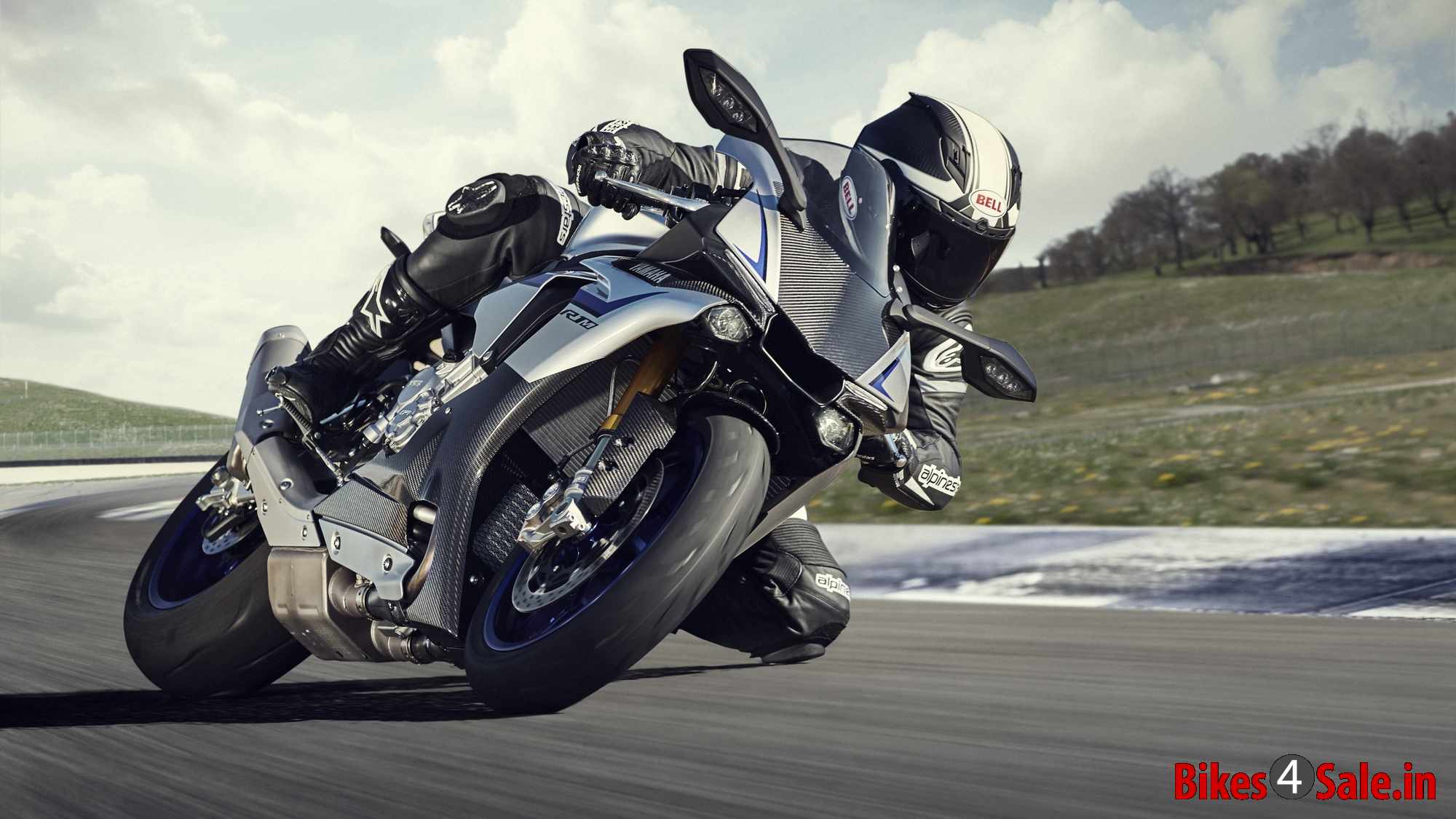 Yamaha YZF R1M