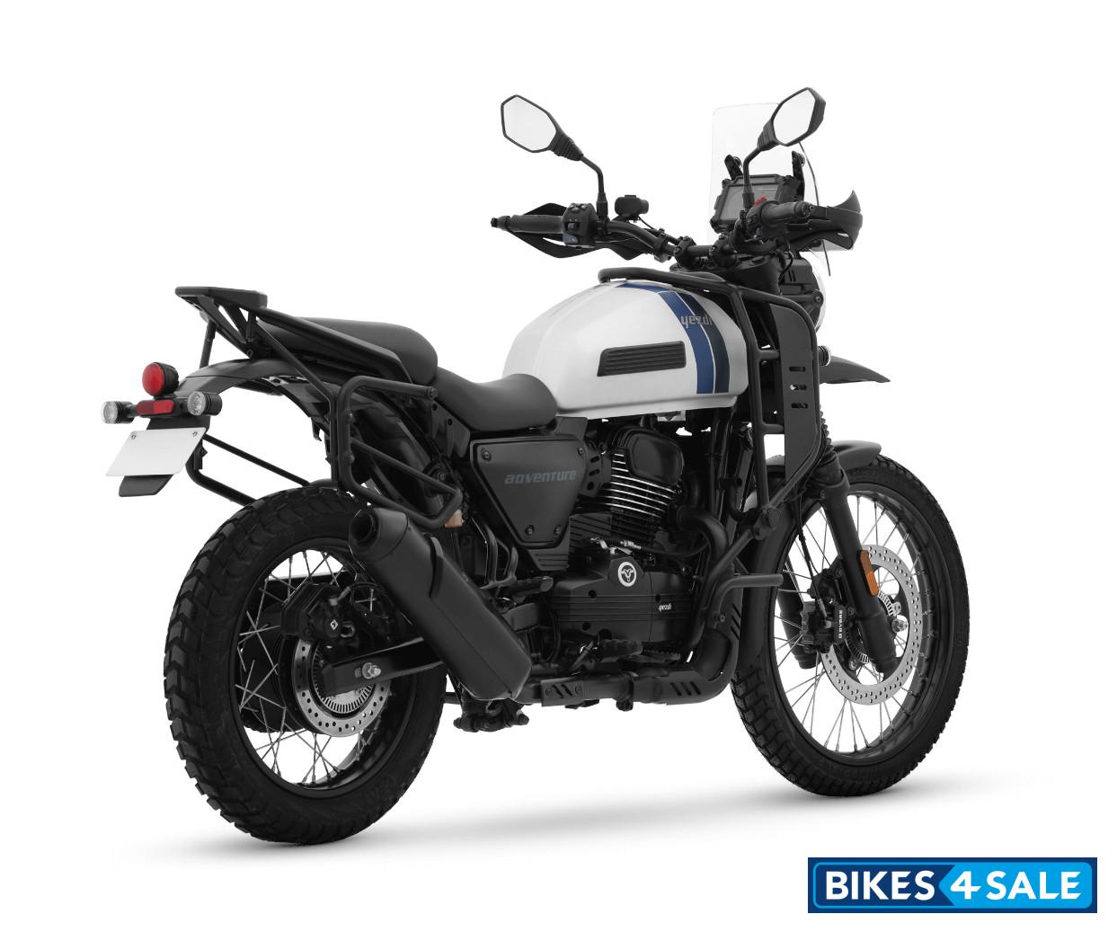 Yezdi Adventure Matte Slick Silver