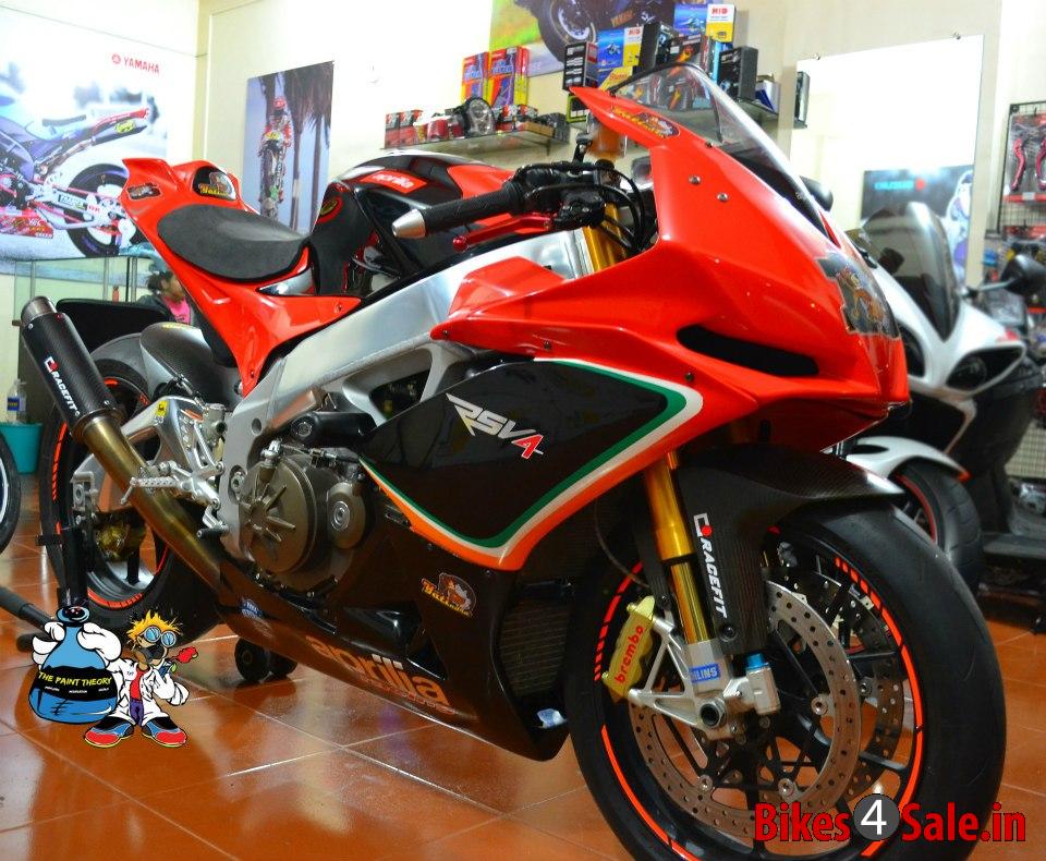Aprilia RSV4 Race track Super Bike Aprilia RSV4 Race track Super Bike