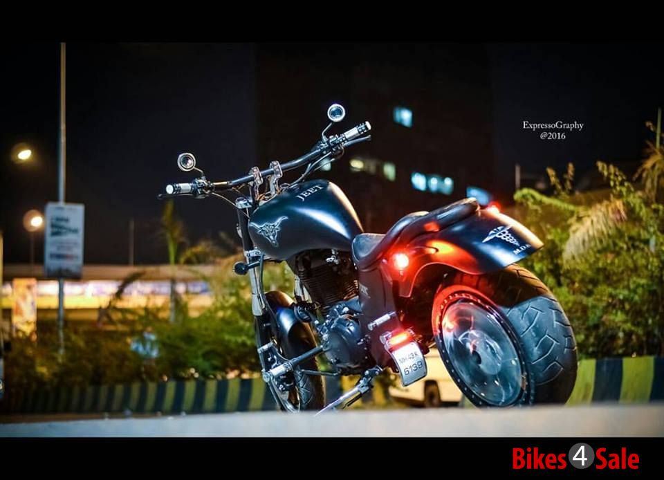 Maratha Motorcycles Vajra