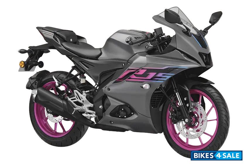 2024 Yamaha R15 V4 Vivid Magenta Metallic