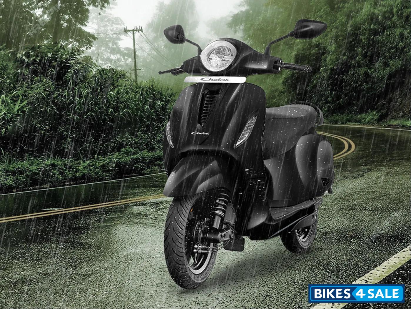 Bajaj Chetak 2901 Features