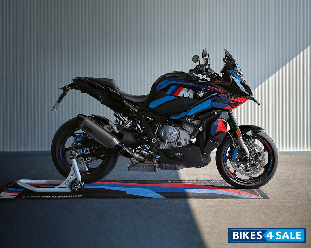 Bmw M 1000 Xr At Rs 45 Lakh