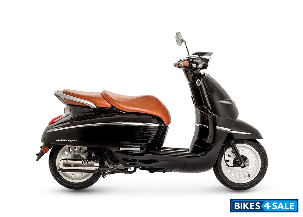 Django 150 Black Ink