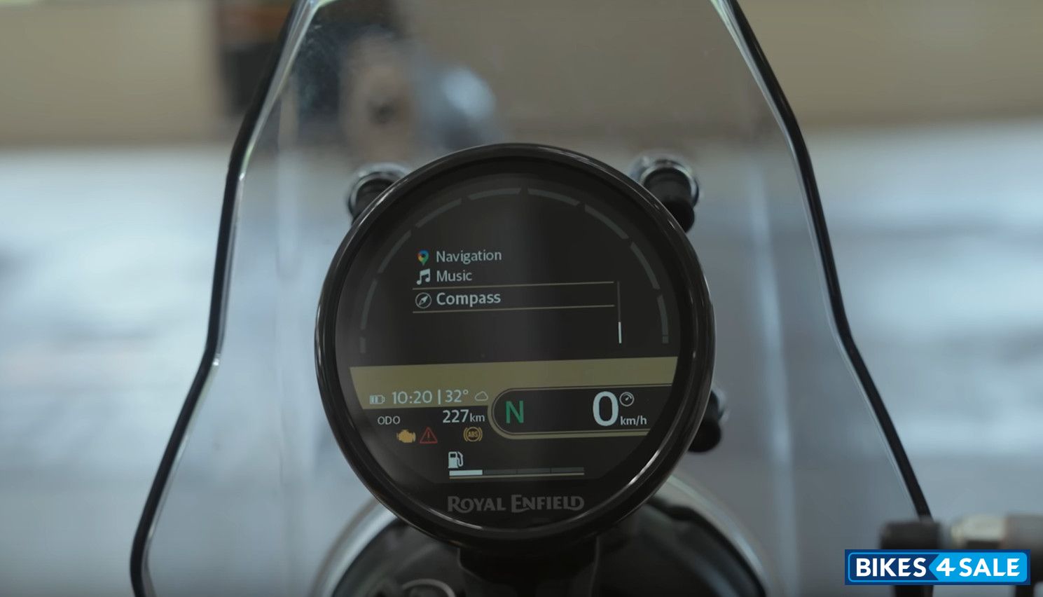 Himalayan 452 Display