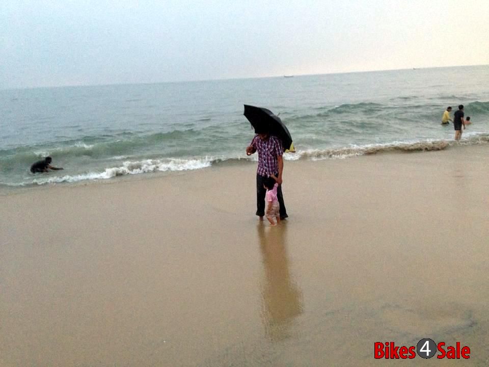 Kid Playing in Mararikkulam Beach