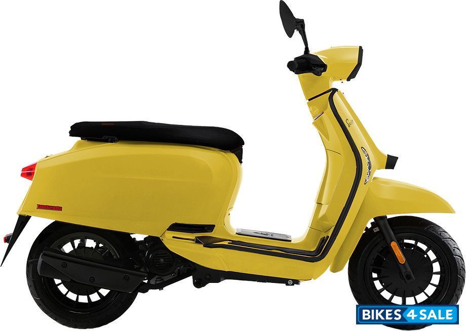 Lambretta V200 Special 2023 1