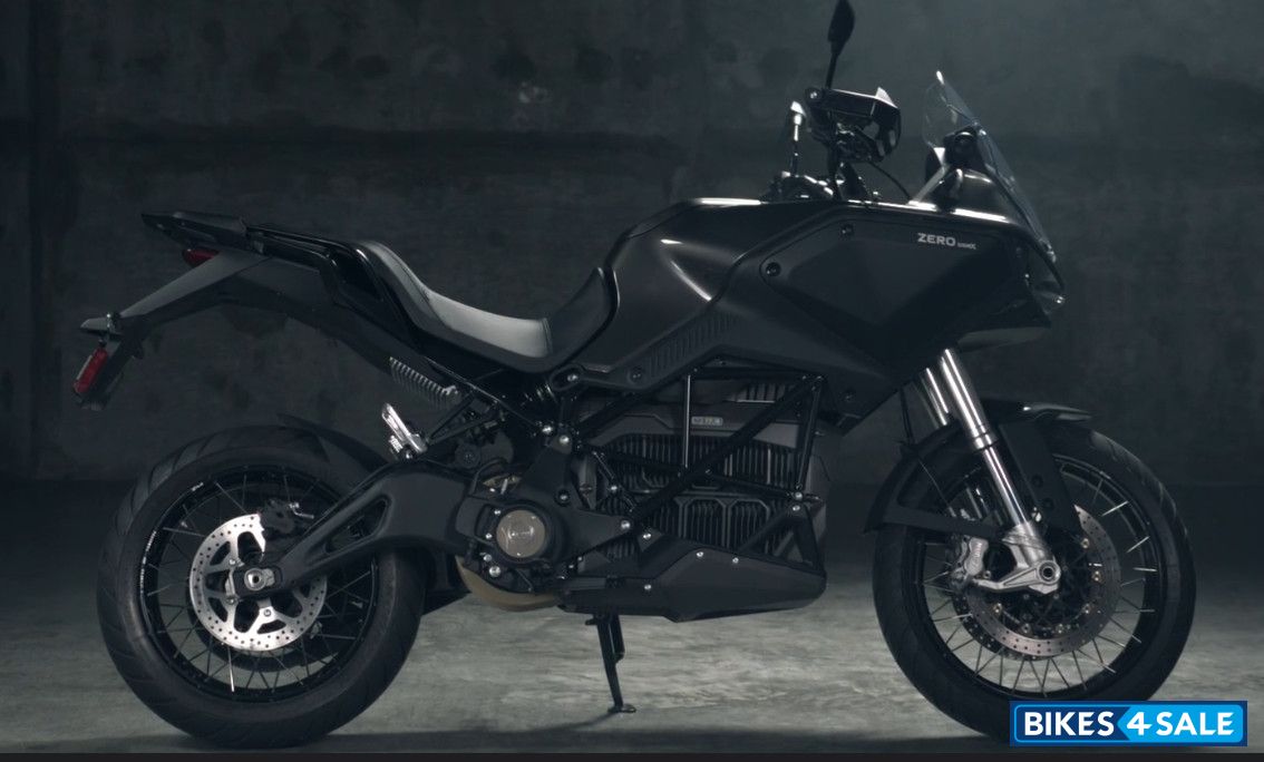 Zero Dsr X Black Forest Edition