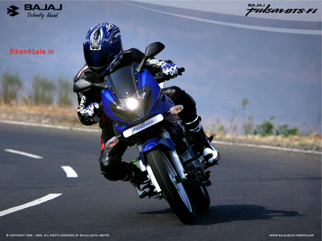 Bajaj Pulsar 220 DTS-Fi Wallpaper