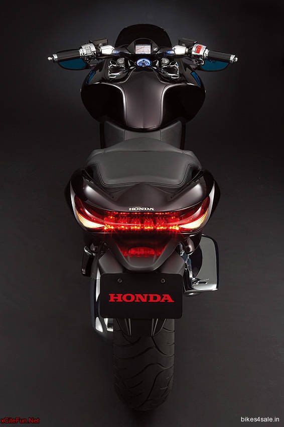 Honda DN 01 Wallpaper