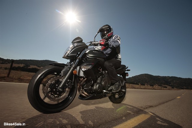 Kawasaki ER-6n Wallpaper