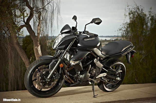 Kawasaki ER-6n Wallpaper