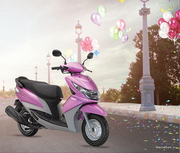 Yamaha Ray Plush Pink Yamaha Ray Plush Pink