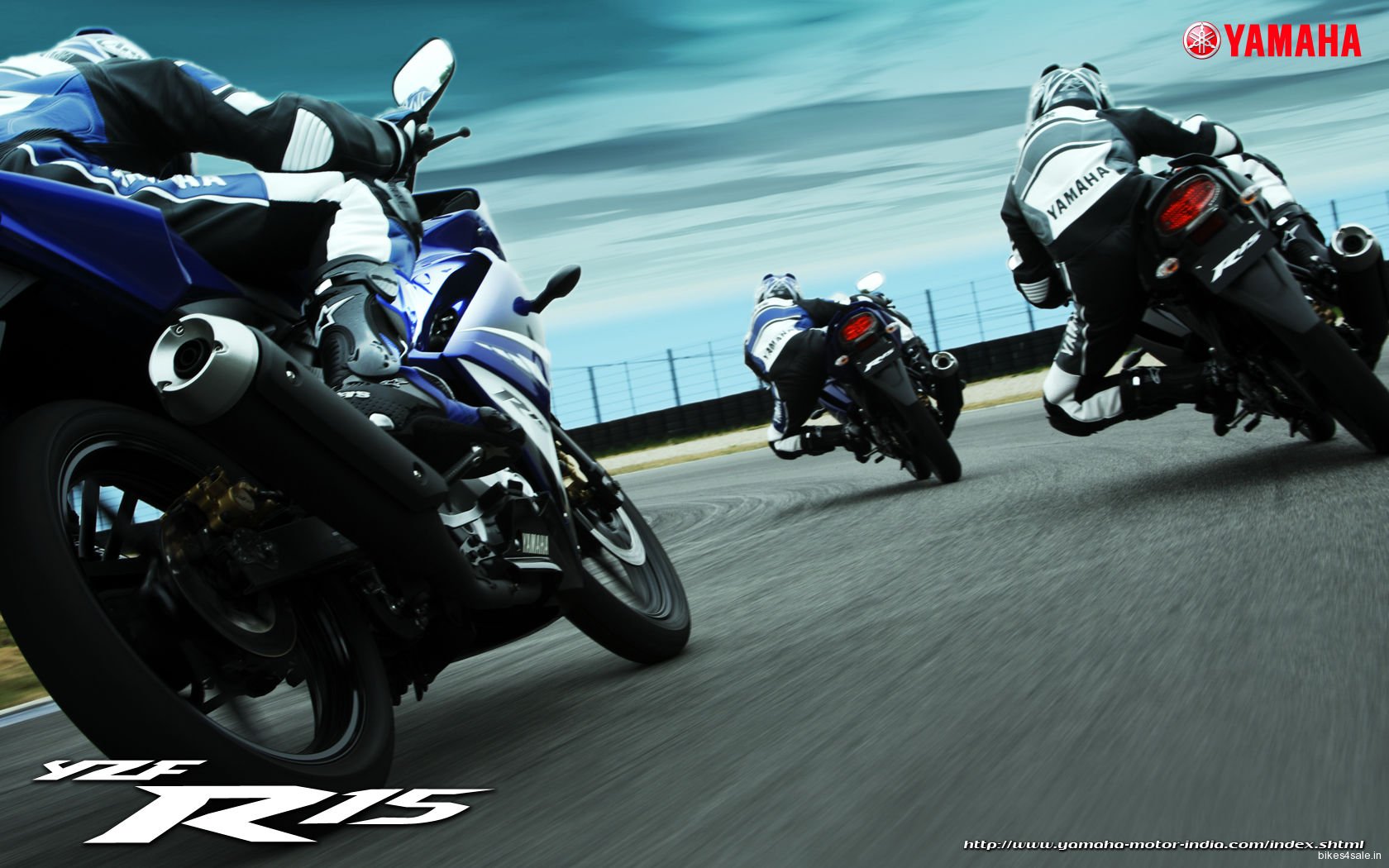 Yamaha YZF R15 Wallpaper
